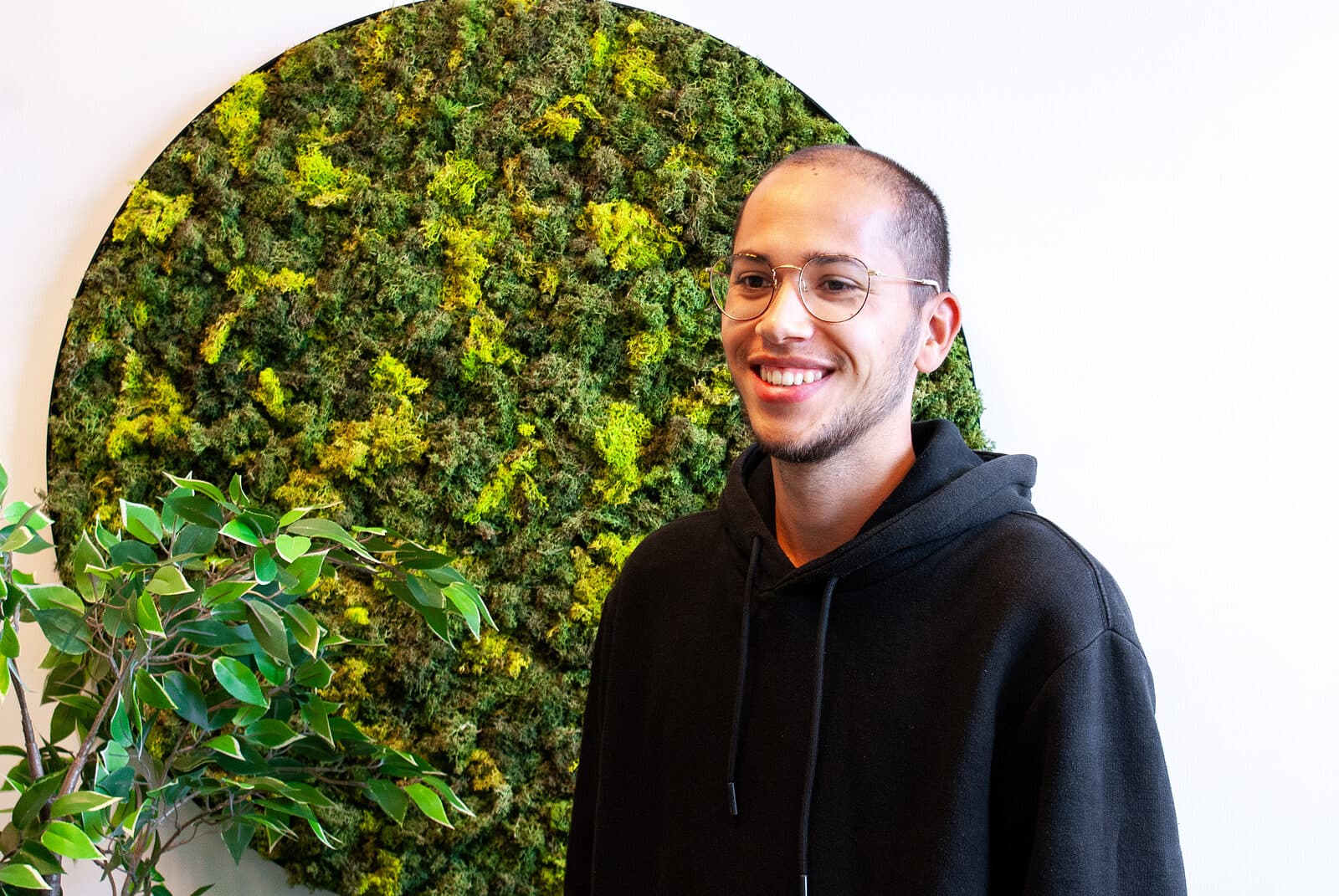 Ramon Hoffman, Multimedia Designer / 3D Artist / Web Developer